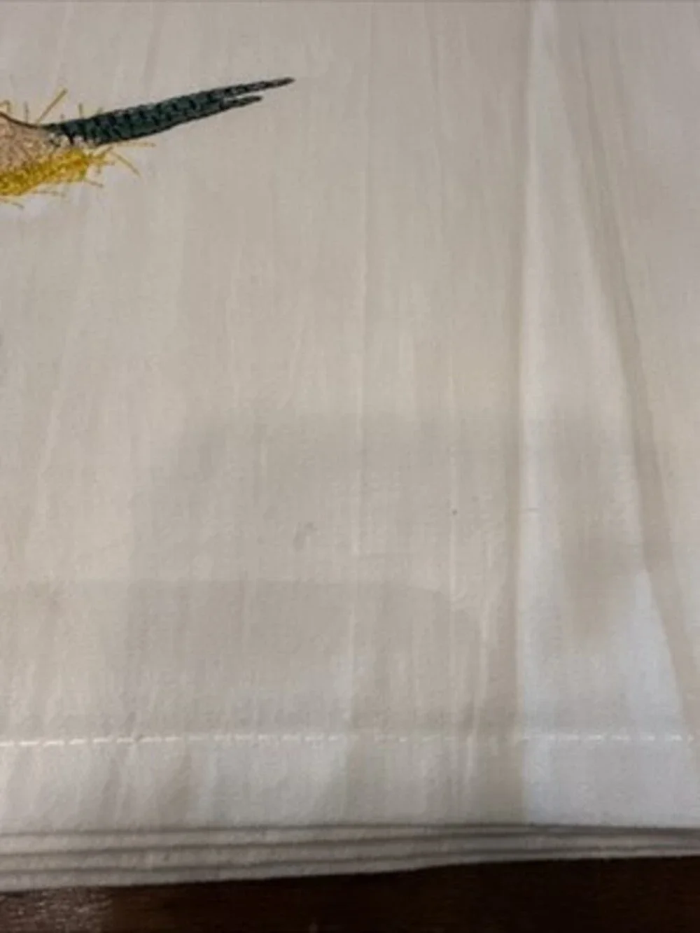 Vintage Set Of 4 Linen Tablecloths Embroidered Pheasants 33”x38”